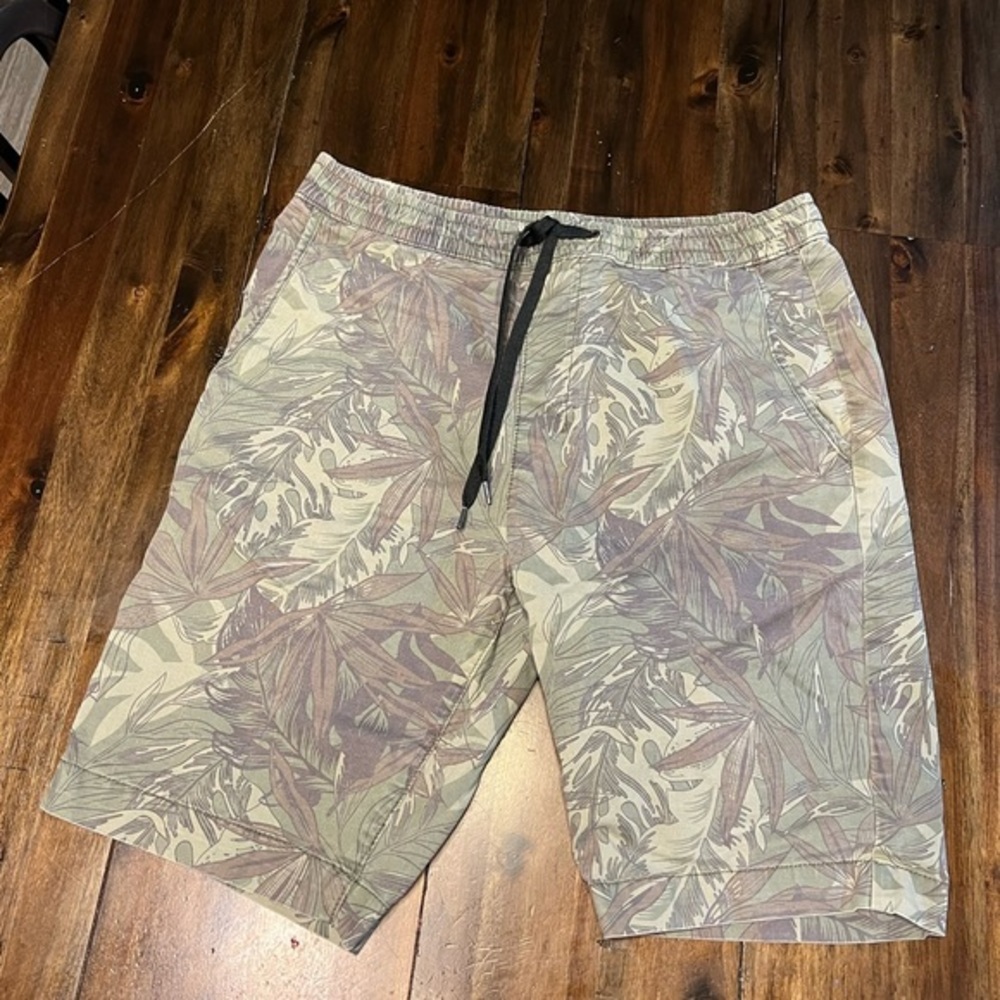America Eagle Joggers size medium